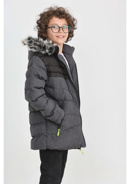 Erkek Çocuk Gri Kalın Su Itici Kürklü Kapüşonlu Kışlık Mont Kalıp, Cepli, Sıcak Tutan Şık Kaban