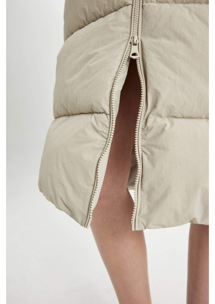 Su İtici Regular Kalıp Kapüşonlu Fermuarlı Cepli Uzun Mont Parka C0486AX23WN