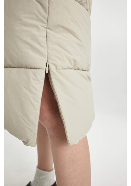 Su İtici Regular Kalıp Kapüşonlu Fermuarlı Cepli Uzun Mont Parka C0486AX23WN