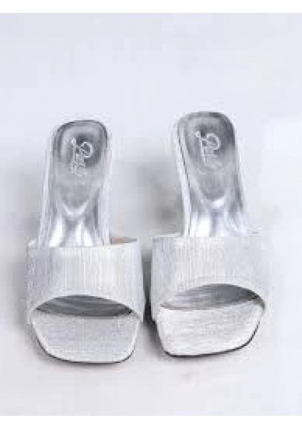 Techmrt Luart Gümüş Simli Topuklu Terlik (Numara: 39)