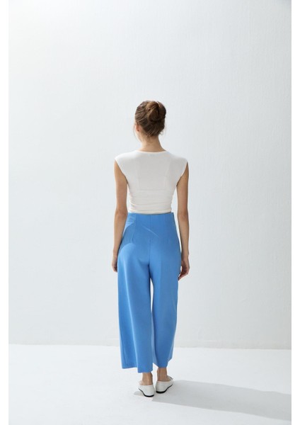 Kadın Beyaz Renk Kısa Kollu Basic T-Shirt indirimleri