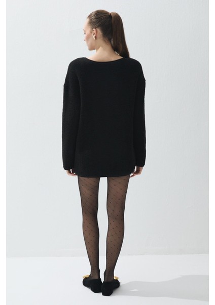 Kadın Siyah Renk Iliklenebilir Uzun Peluş Ceket