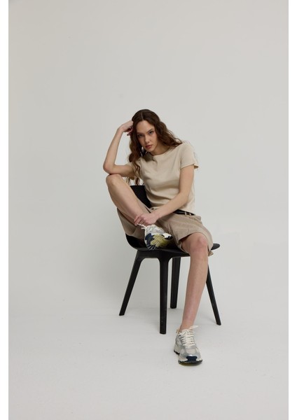 Kadın Taş Kısa Kollu Basic T-Shirt modelleri