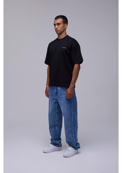 Siyah Oversize Efsanevi Tasarım Baskılı Tişört fırsatları