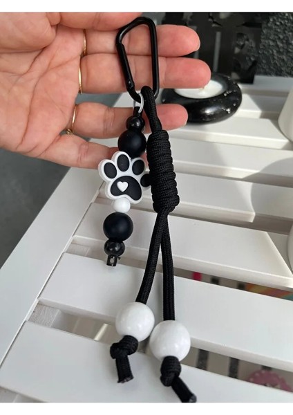 Siyah Beyaz Pati Charmlı Paracord Çanta Aksesuarı - Anahtarlık fiyatları