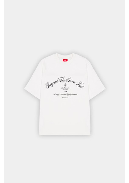 Kırık Beyaz Oversize Yıldızların Ötesinde Baskılı Tişört