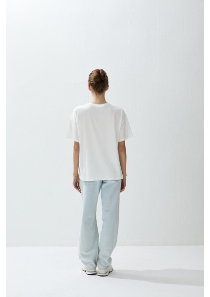 Kadın Ekru Renk Baskılı Oversize T-Shirt