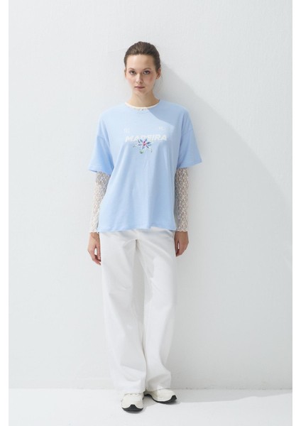 Kadın Mavi Renk Baskılı Oversize T-Shirt fırsatları