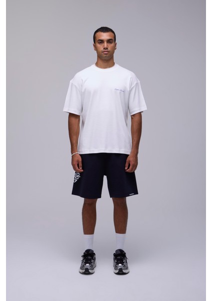 Beyaz Oversize Cesurların Şansı Baskılı Tişört fiyatları