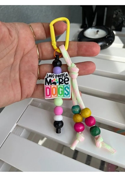 Less People More Dogs Yazılı Paracord Çanta Aksesuarı - Charm - Anahtarlık fiyatları
