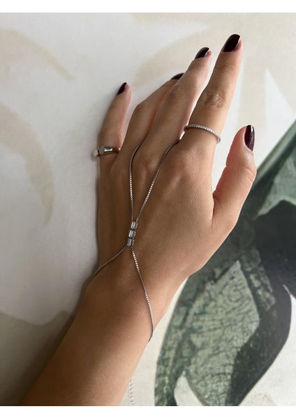 Yılan Zincirli Taşlı Gümüş Şahmeran modelleri