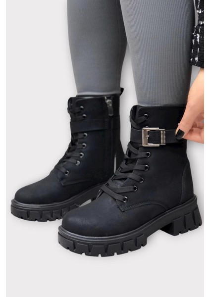 Kalın Taban Fermuarlı Postal Kadın Bot Siyah - Gümüş