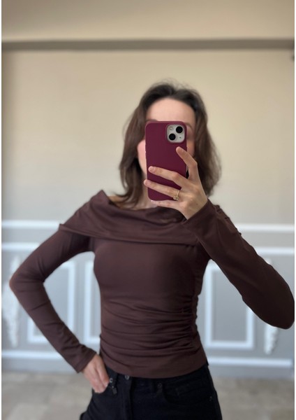 Kahve Dalgıç Madonna Bluz modelleri