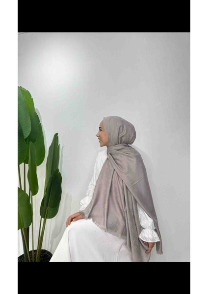 Guess Desenli Kaşmir Ipek Şal