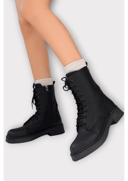 Kaydırmaz Taban Fermuarlı Postal Kadın Bot Siyah - Siyah