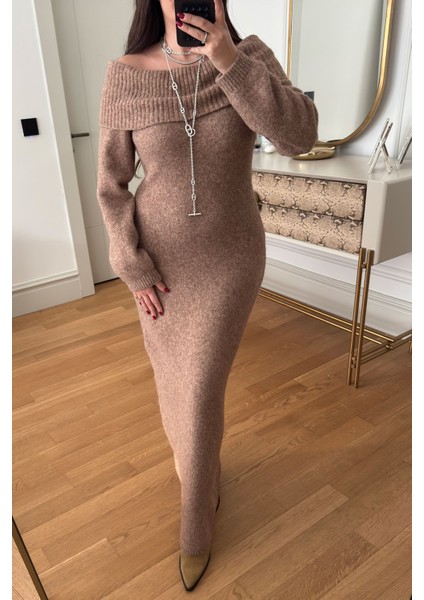 Madonna Yaka Uzun Triko Elbise- Camel indirimleri