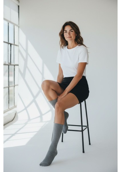 Kadın Gri Yünlü Kendinden Çizgili Dikişsiz Soket Çorap Seti- 6’lı Paket – Sıcak, Yumuşak ve Dayanıklı Kışlık Çorap