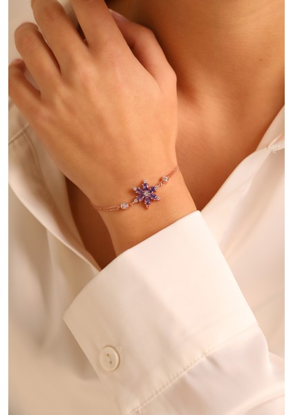 (Premium Işıklı Kutulu) 925 Ayar Gümüş Mor Taşlı Lotus Çiçeği Kadın Bileklik fiyatları