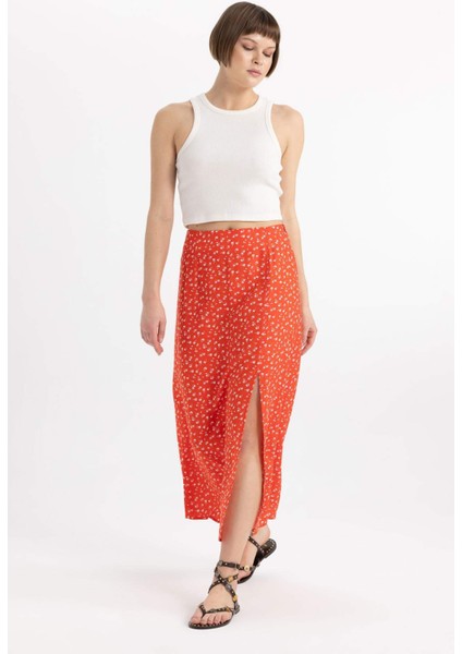 A Kesim Çiçekli Normal Bel Yırtmaçlı Midi Etek X6692AZ24SM