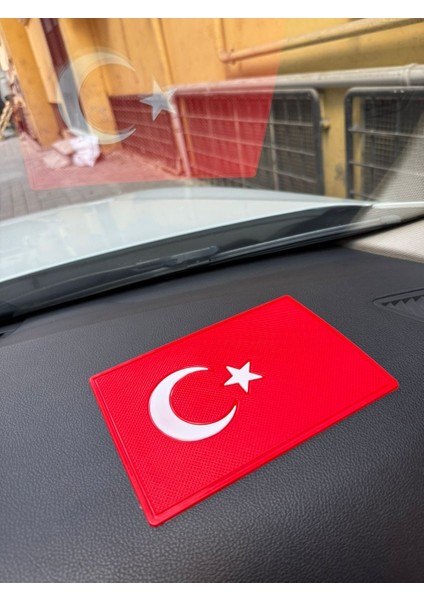 Ay Yıldız Torpido Üstü Kaydırmaz Ped