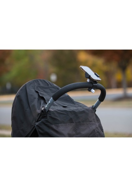 Bebek Arabası Telefon Tutucu – 360° Ayarlanabilir, Sağlam ve Sarsıntısız Tasarım