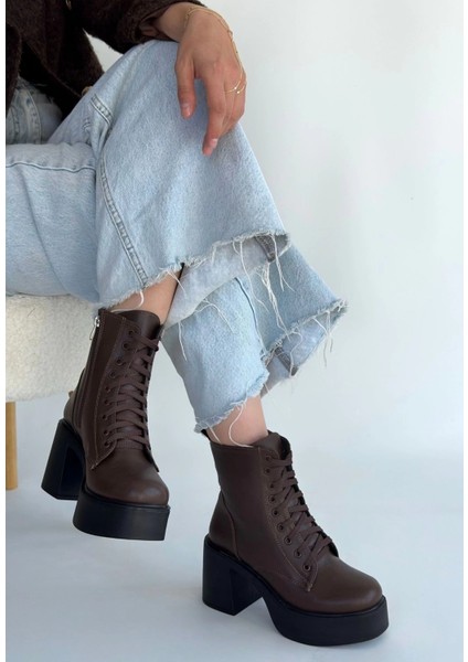 Techmrt Tsan Kahverengi Cilt Bağcıklı Topuklu Bot (Numara: 36)