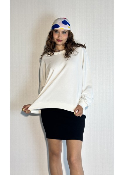 Kadın Bisiklet Yaka Üç Iplikli Uzun Kollu Oversize Basic Sweatshirt fiyatları