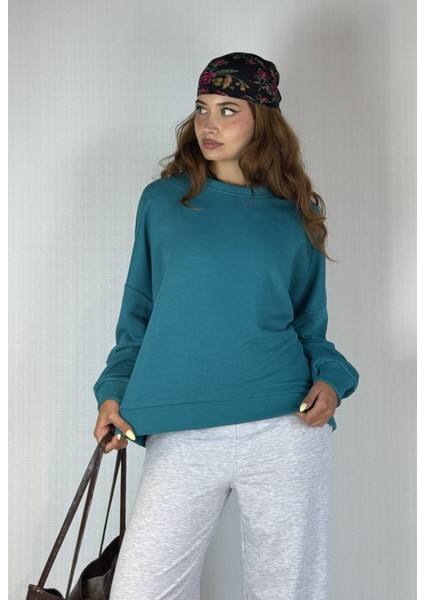 Kadın Bisiklet Yaka Üç Iplikli Uzun Kollu Oversize Basic Sweatshirt indirimleri