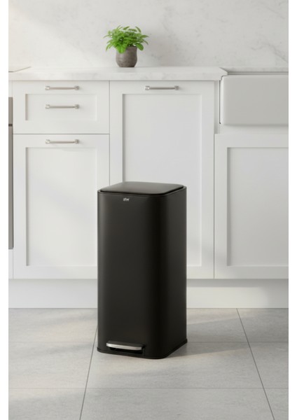 Delta 30 L Kare Pedallı Çöp Kovası Siyah | Yavaş Kapanma, Dayanıklı Metal Gövde ,Kolay Temizlik Çıkarılabilir Yıkanabilir İç Sepet indirimleri