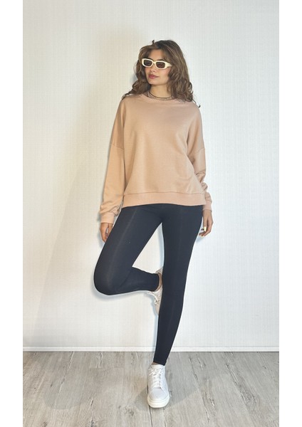 Kadın Bisiklet Yaka Üç Iplikli Uzun Kollu Oversize Basic Sweatshirt fırsatları
