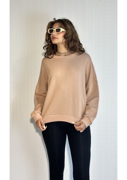 Kadın Bisiklet Yaka Üç Iplikli Uzun Kollu Oversize Basic Sweatshirt indirimleri