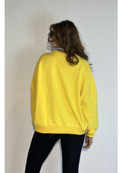 Kadın Bisiklet Yaka Üç Iplikli Uzun Kollu Oversize Basic Sweatshirt