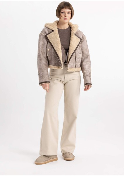 Regular Kalıp Kapüşonlu İçi Suni Kürkü Crop Suni Deri Ceket C3672AX23CW