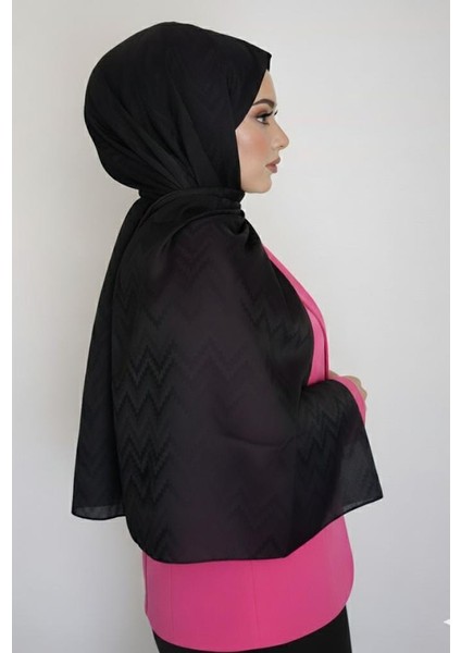 Siyah Zikzak Desen Jakarlı Şal