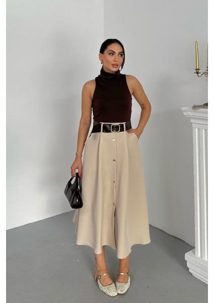 Kadın Elbise Midi Şık Kemerli Balıkçı Yaka Sıfır Kollu Eteği Düğmeli Cepli Kontrast Elbise modelleri
