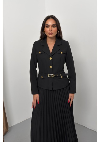 Kadın Ikili Alt Üst Takım Şık Kemerli Cep ve Düğme Detaylı Kısa Blazer Ceket Piliseli Uzun Etek Takım fırsatları