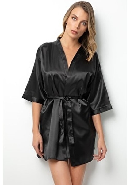 Kuşaklı Saten Sabahlık Kadınlar İçin Şık ve Rahat Tasarım Siyah Renk