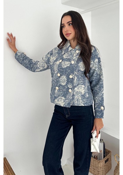 Düğme Detaylı Jakarlı Denim Ceket fırsatları