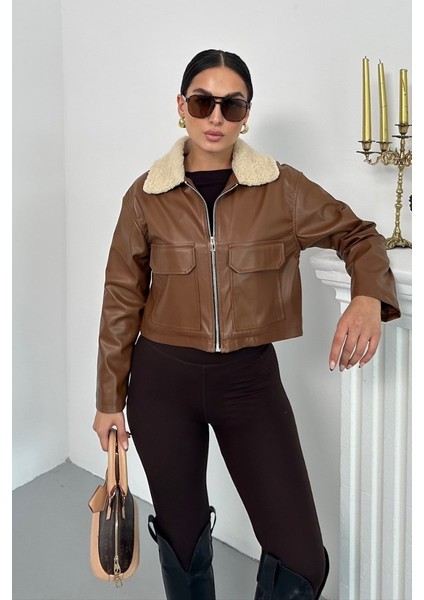 Kadın Crop Ceket Suni Deri Yakası Kürklü Fermuarlı Çift Cepli Kısa Deri Mont modelleri
