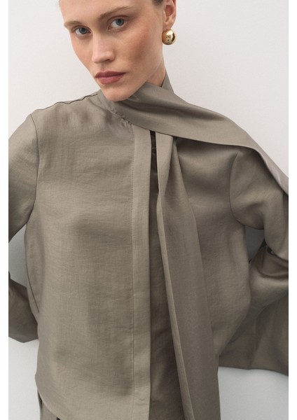 Fular Detaylı Takım Çağla indirimleri