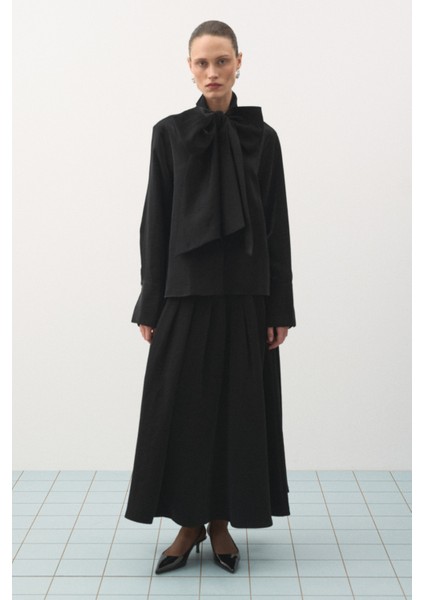 Fular Detaylı Takım Siyah modelleri