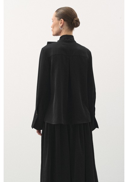 Fular Detaylı Takım Siyah