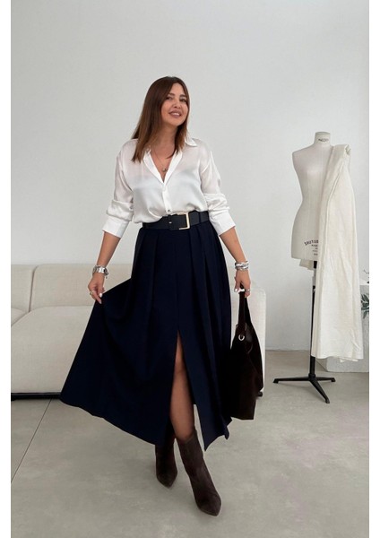 Lacivert Önden Yırtmaçlı Pileli Etek