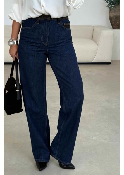 Siyah Detaylı Mavi Jean