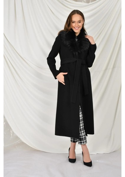 Tamboy Yakası Kürklü Kaban fırsatları