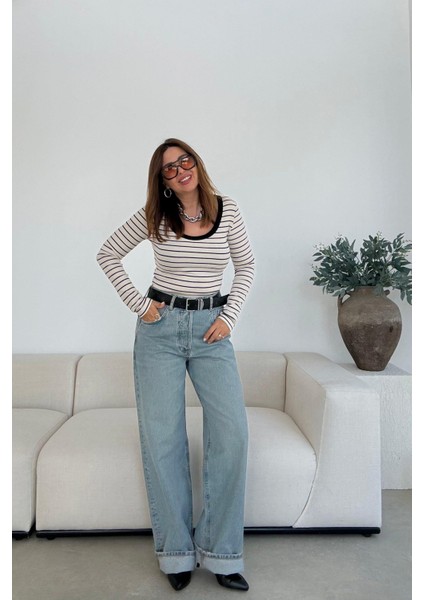 Paçası Katlamalı Düğmeli Jean fiyatları