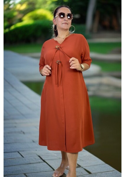 Halka Detay Yandan Cepli Boydan Tek Pile Kısa Kol Pamuklu Viskon Büyük Beden Elbise