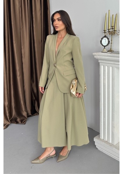 Kadın Ikili Takım Şık Düğme Detaylı Dik Yaka Blazer Ceket Uzun Etek Takım fırsatları