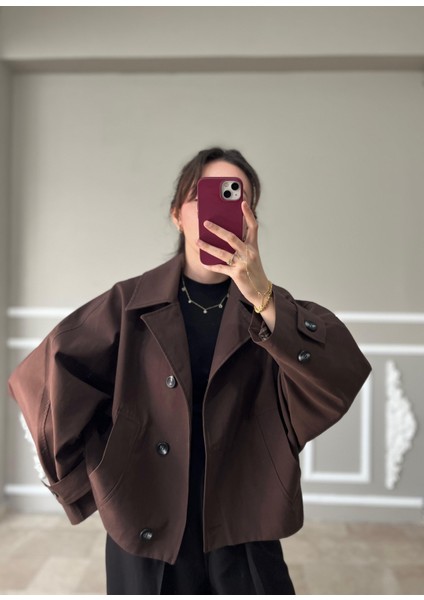 Kahverengi Crop Trençkot modelleri