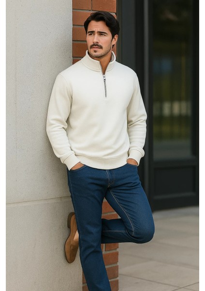 Erkek Trend Premium Beyaz Fermuarlı Sweatshirt modelleri